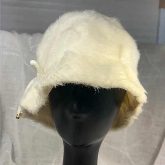 Vintage stylish fashionable hat - Picture 3 of 12